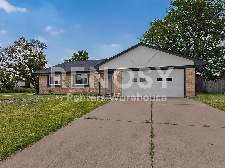 507 S Spring Creek Dr — Photo 4