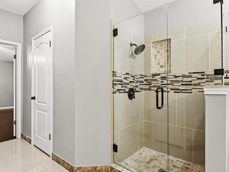 2813 Cortez Dr — Photo 23