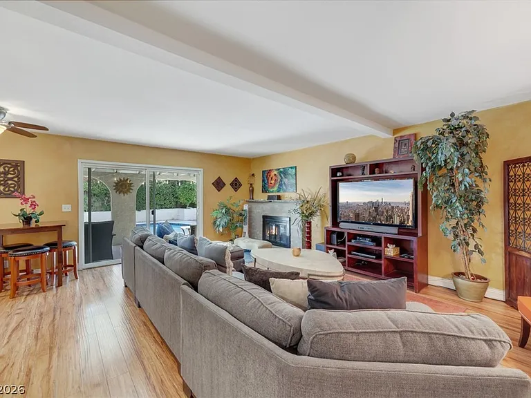 3225 Mountain Spring Rd — Photo 13
