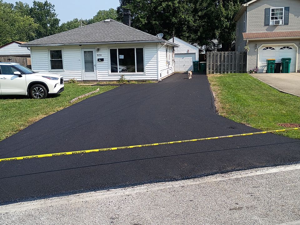 1st image of 9251 Jordan Dr