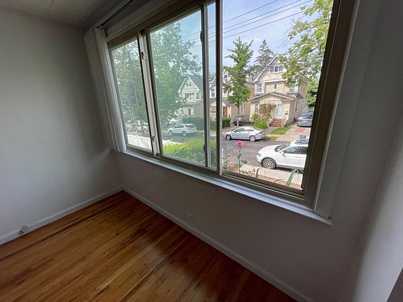 5th image of 8435 108th St #1