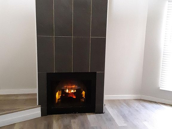 2nd image of 2410 2nd St APT 5