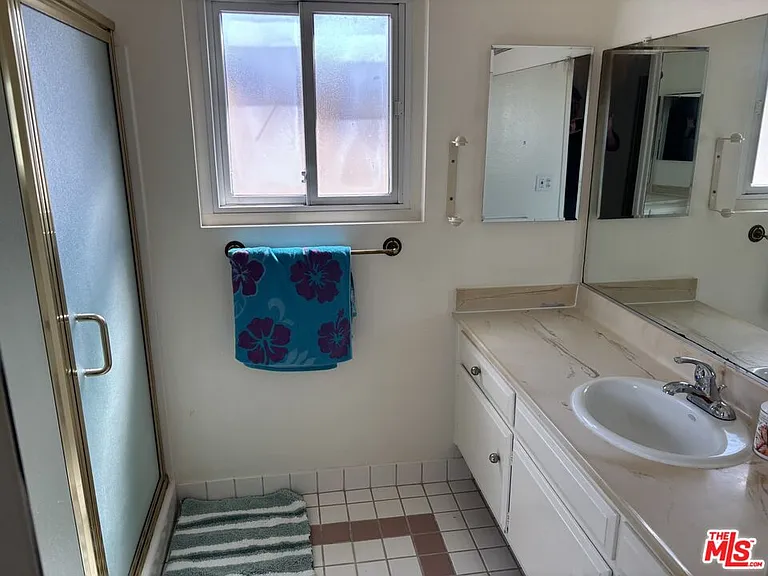 12520 Sanford St — Photo 19