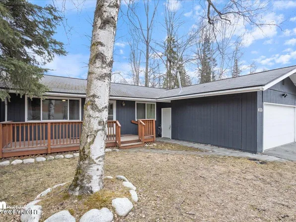 2011 Pembroke St, Anchorage, AK 99504