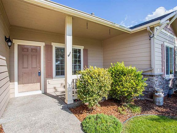 2nd image of 2074 N Teanaway Dr