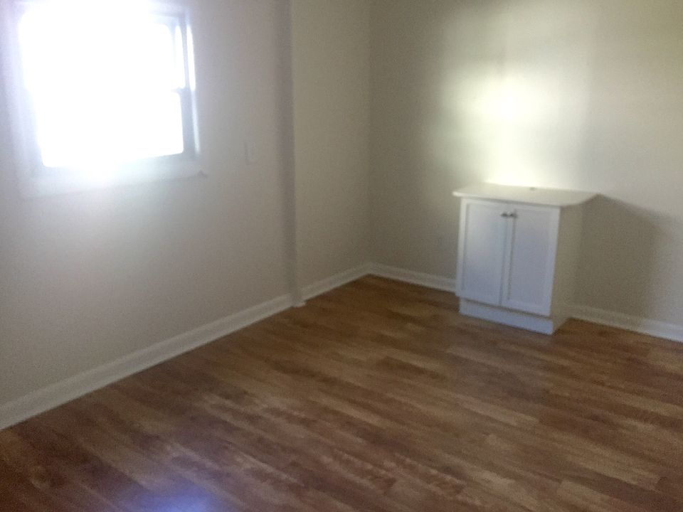 1st image of 48 S Lake Ave APT 8