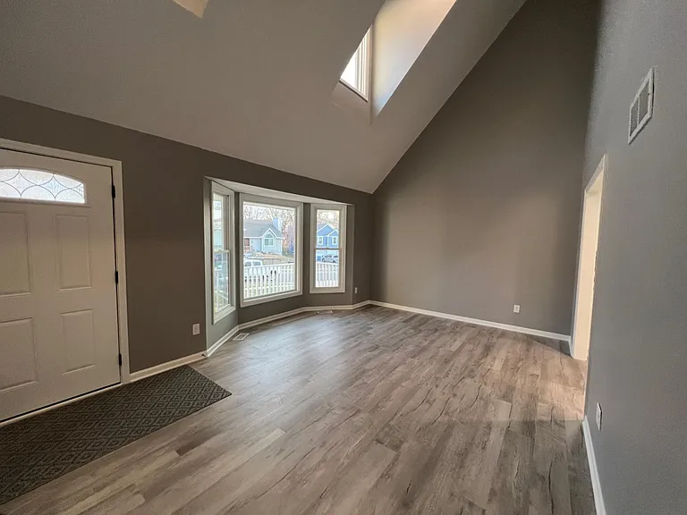 724 Plum Rose Dr — Photo 6