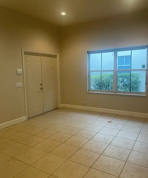 646 Vista Meadows Dr — Photo 17