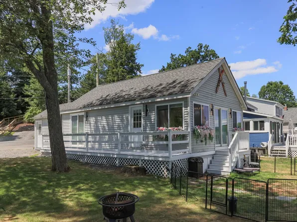 121 Chases Grove Road, Derry, NH 03038
