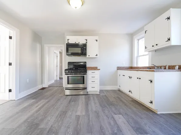 252 Somerset Ave, Taunton, MA 02780