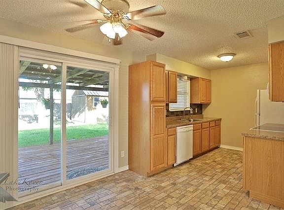 4th image of 3649 Varsity Ln