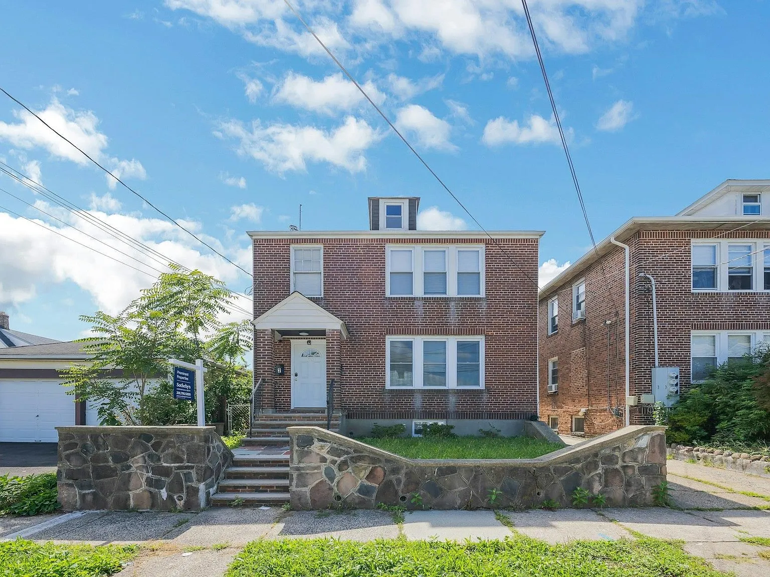 2 bed, 1.0 bath, $2,700 — Photo 1