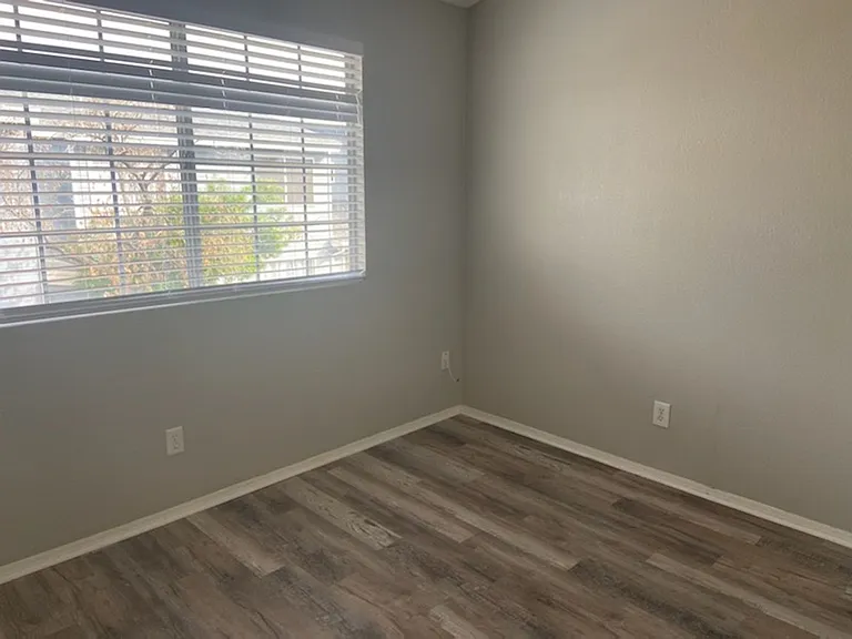 2301 E University Dr #167-9 — Photo 8