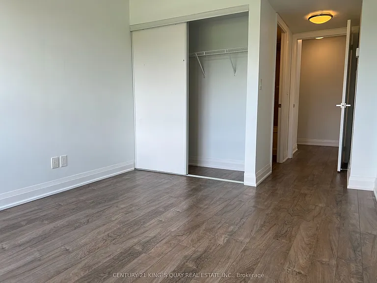 18 Uptown Dr #511 — Photo 15