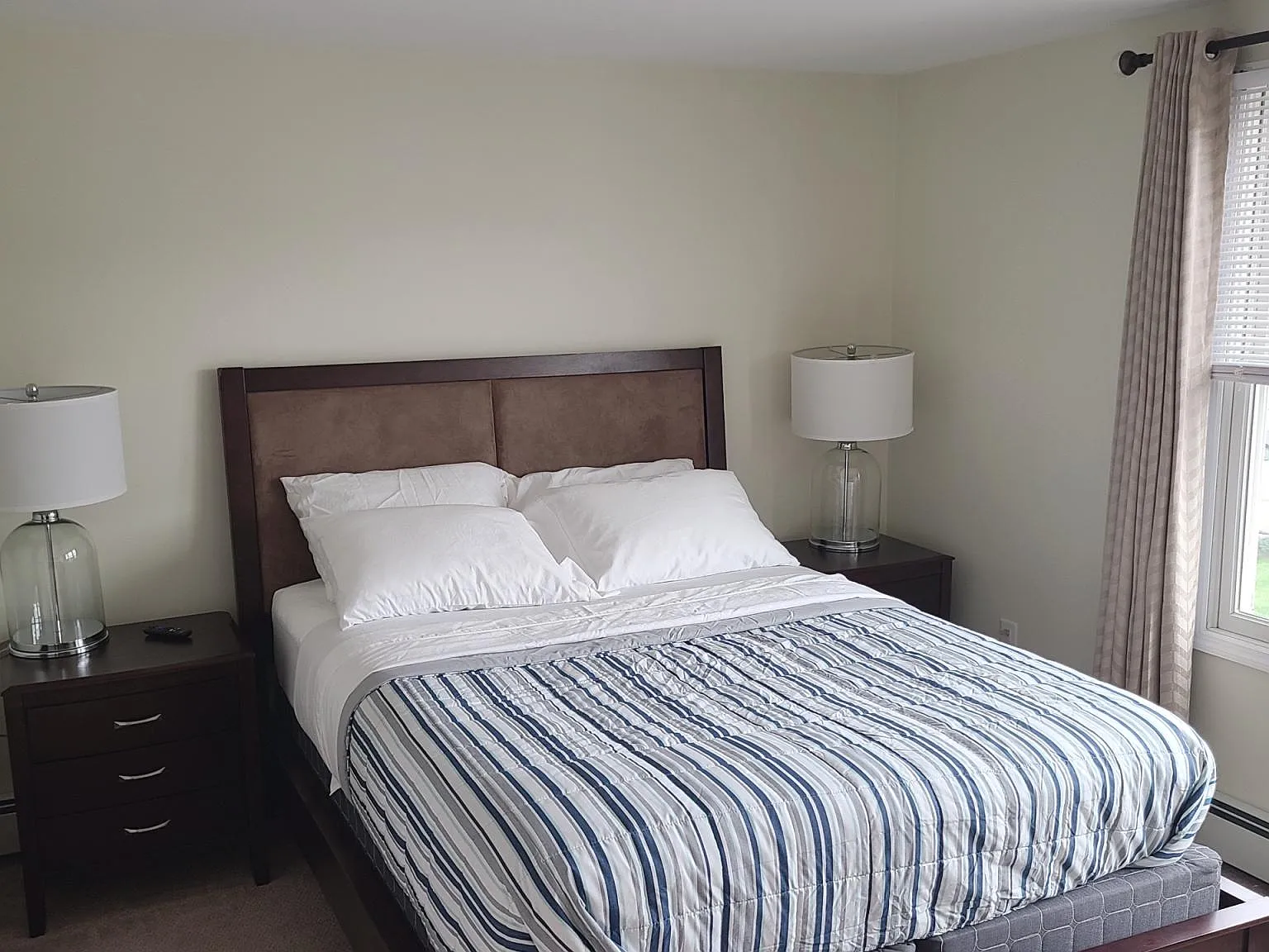 2 bed, 1000 sqft, $2,500 — Photo 4