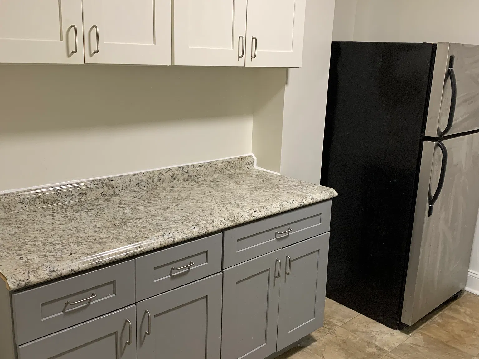 3 bed, 1176 sqft, $2,450 — Photo 3