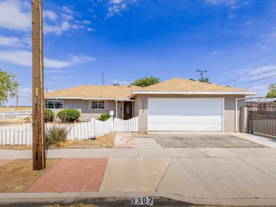 3302 E Avenue Q, Palmdale, CA, 93550
