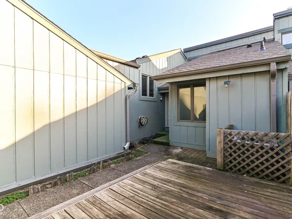 5103 Fairway Dr #2, Avon, IN 46123