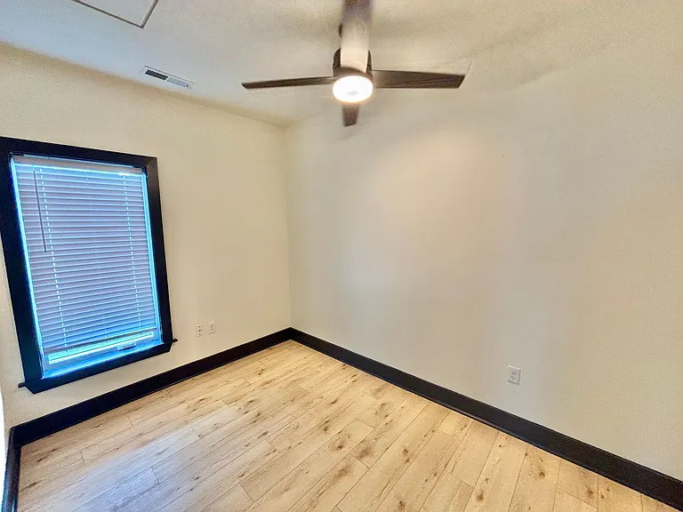 2510 Portland Ave #203 — Photo 8