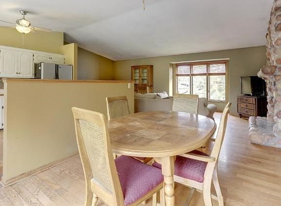 NEUTRAL DECOR, HARDWOOD FLS