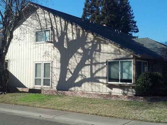 4th image of 2720 Tiffany West Way