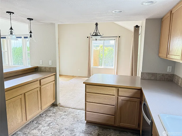 4725 Concordia Ln SE — Photo 7