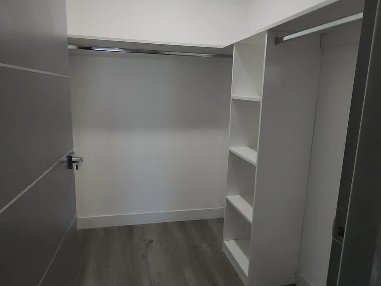 7040 Woodman Ave #204 — Photo 12