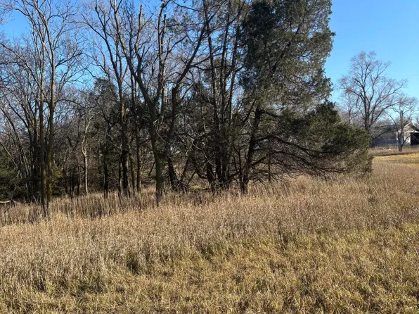 37721 214th St, Wessington, SD 57381