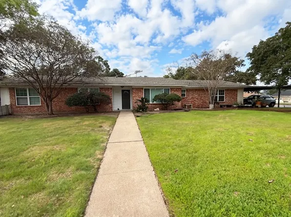 1223 S Ridgefield Cir, College Station, TX 77840