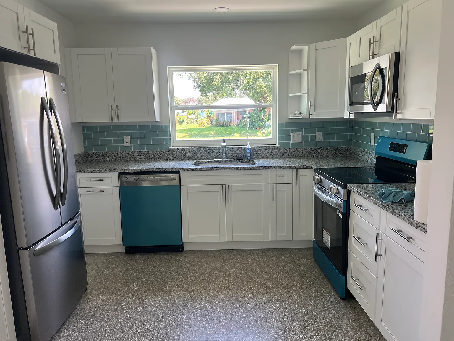 2 bed, 1140 sqft, $1,900 — Photo 4