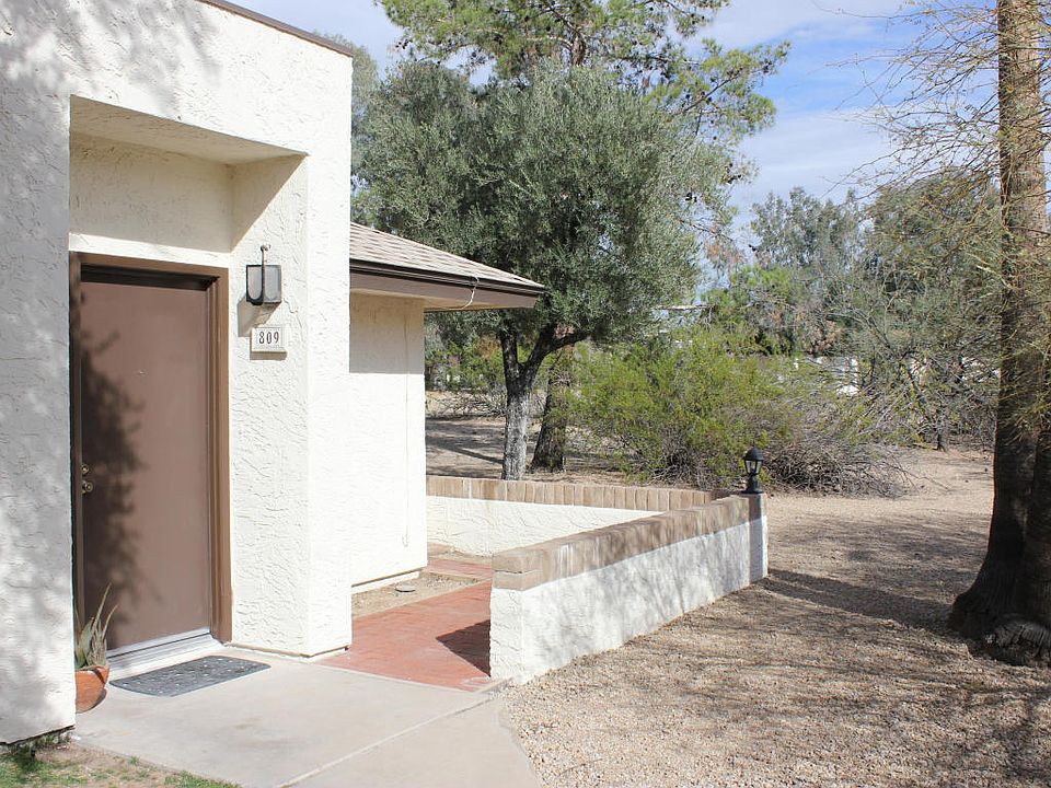 1st image of 809 E Eugie Ave