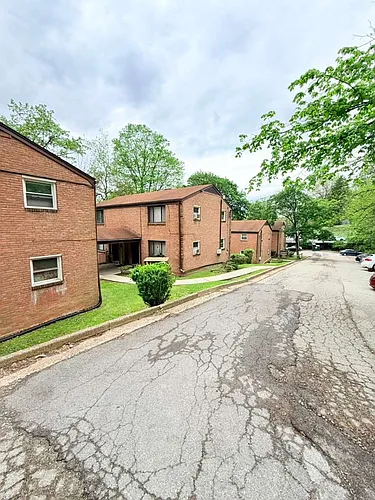 3447-3453 Evergreen Rd Photo 1