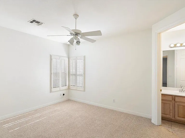 5505 E Calle Del Sol — Photo 33