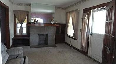 2nd image of 497 Hilltonia Ave