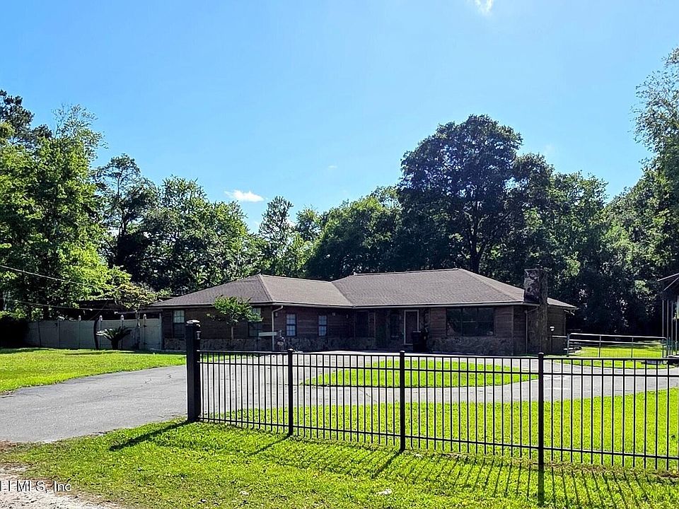 1st image of 2390 PINE HOLLOW Road
