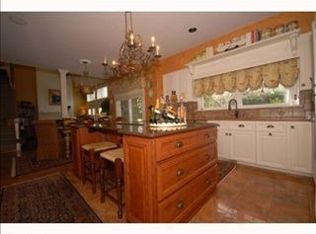 1224 Barn Brook Rd, Virginia Beach, VA 23454