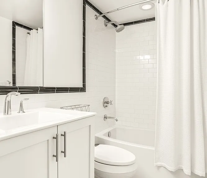 473 Hudson St #1 — Photo 8