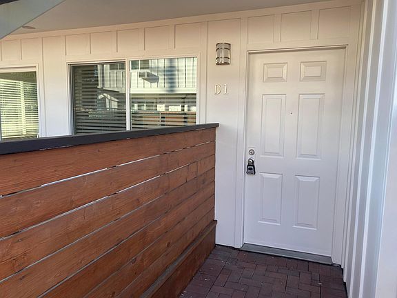 2nd image of 517 Blossom Hill Rd APT D1