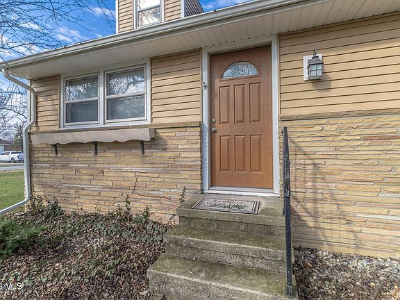 4th image of 1626 Dier Rd