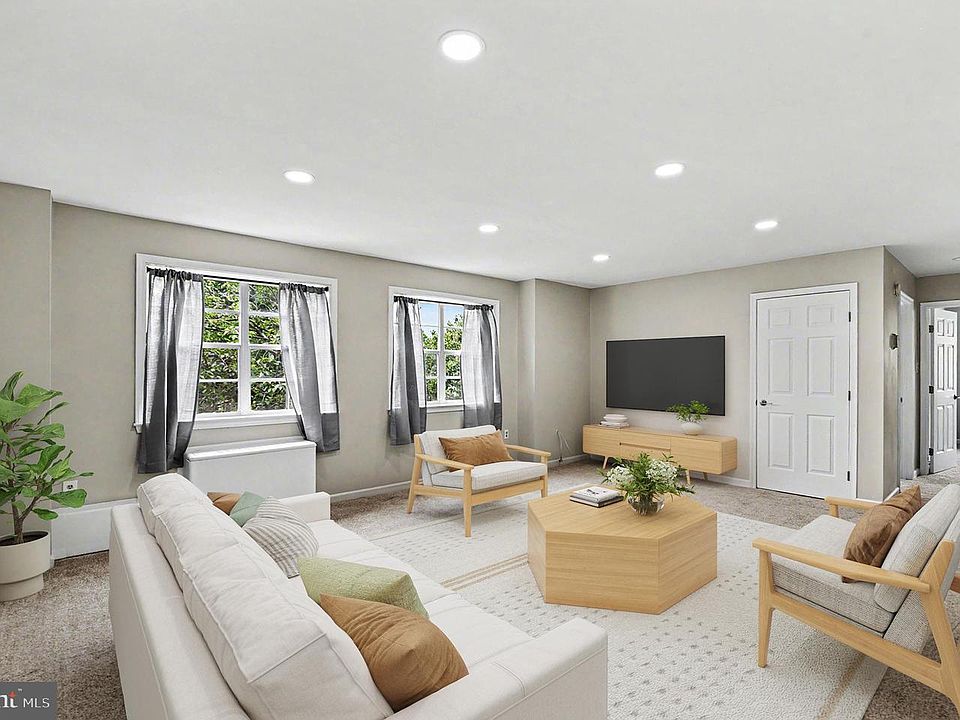 1st image of 10301 45th Pl APT 101