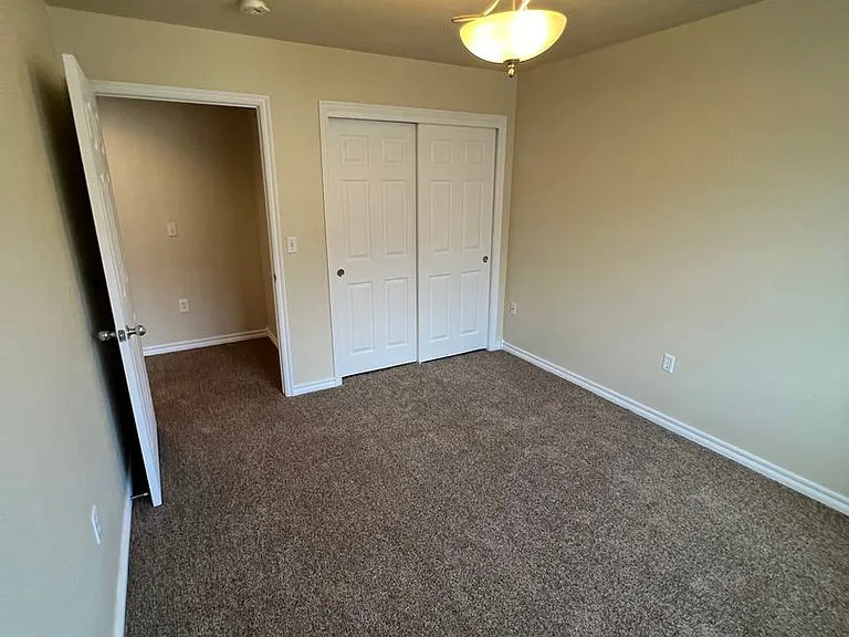 28 Fuller Cir — Photo 5