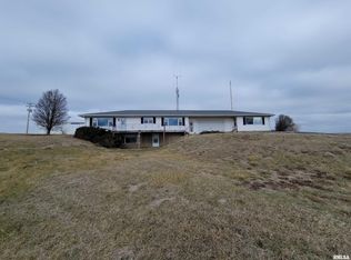 14054 Newmansville Ave, Petersburg, IL 62675