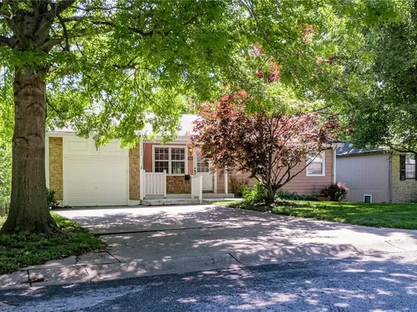 1405 N Emery St, Independence, MO 64050