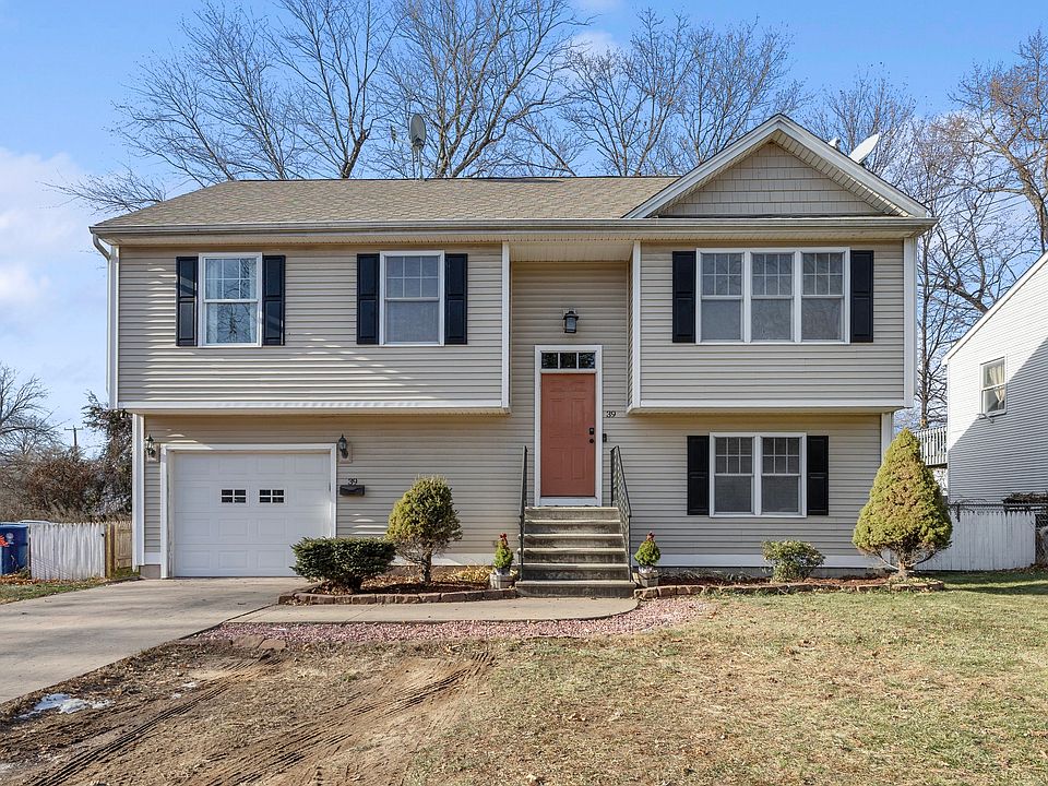 1st image of 39 Meriline Avenue