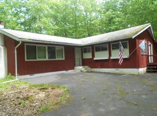 319 Forest Dr, Lords Valley, PA 18428