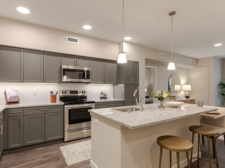 Avenida at Centerra - 55+ Active Adult Apartment Homes — Photo 14