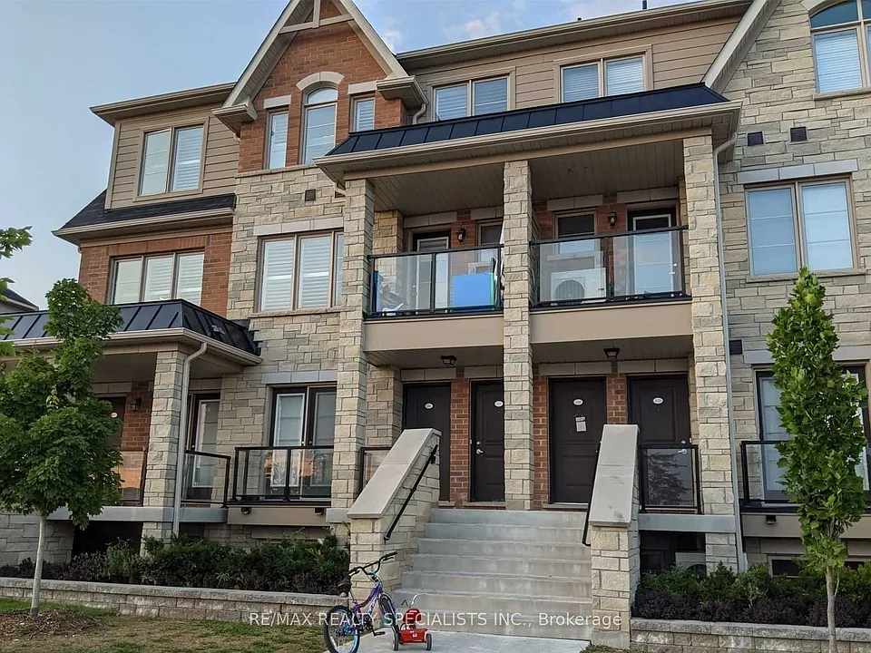 200 Veterans Dr #115