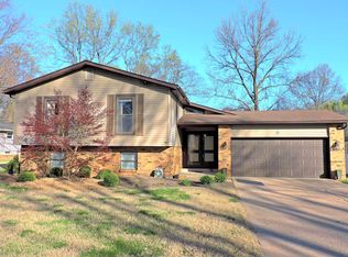 41 Depot Dr, Glen Carbon, IL 62034