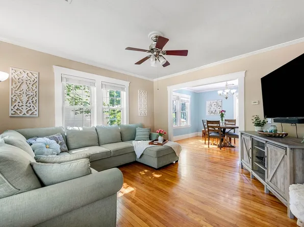 714 Blossom St, Fitchburg, MA 01420