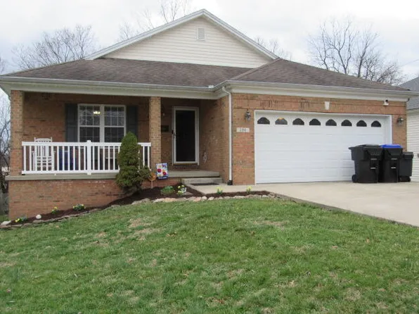 106 Turnberry Dr, Frankfort, KY 40601